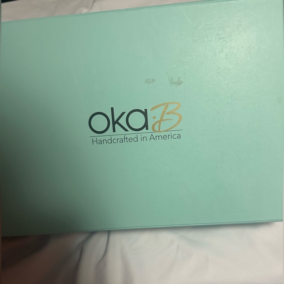 Women's Gold OkaB Sandals size 9 NWT - Picture 5 of 5